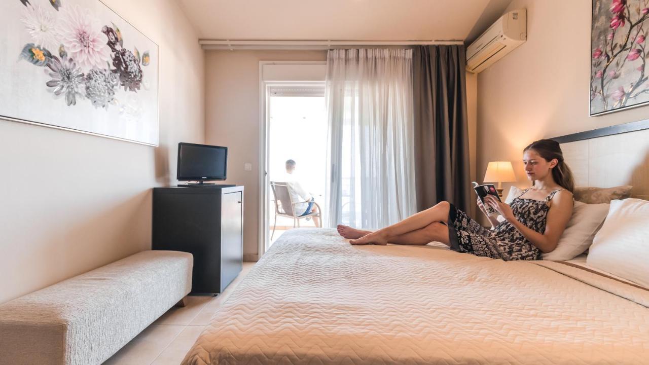 Alkyonis Hotel Nea Kallikrateia Eksteriør billede